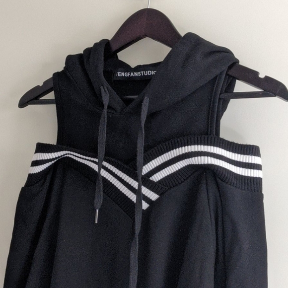 Sporty top/dress - Picture 2 of 4